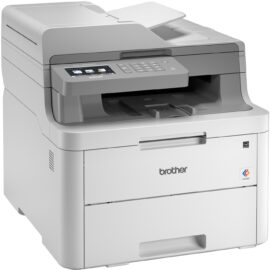 Das Bild zeigt den Brother DCP-L3550CDW Multifunktionsdrucker in einer Frontansicht. Der Drucker ist in weißer Farbe gehalten und verfügt über ein Farb-Touchscreen-Bedienfeld. Man kann die Papierzufuhr, den Scannerdeckel und das Brother Firmenlogo erkennen. Das Bild dient dazu, das Design und die Hauptmerkmale des Produkts zu präsentieren.