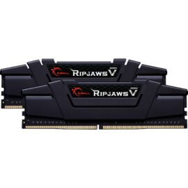Das Bild zeigt zwei RAM-Module des G.Skill Ripjaws V 16 GB DDR4-3600 Dual-Kit Arbeitsspeichers. Diese sind in der Farbe Schwarz gehalten und mit dem G.Skill-Logo sowie der Ripjaws V-Beschriftung versehen. Die Module sind für den Einsatz in Computern konzipiert, um die Arbeitsspeicher-Kapazität und die Leistung des Systems zu erhöhen.