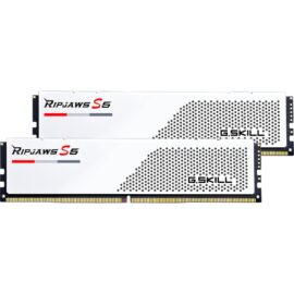 Das Bild zeigt zwei RAM-Module des Typs DIMM 32 GB DDR5-5600 (2x 16 GB) Dual-Kit Arbeitsspeicher des Herstellers G.SKILL aus der Ripjaws S5 Serie. Die Module sind als Produktabbildung dargestellt und dienen dazu, das Design, die Farbgebung und die Markenbezeichnung zu präsentieren. Sie besitzen eine weiße Heatspreader-Abdeckung mit der G.SKILL-Logo und Ripjaws-Schriftzug, sowie rote und schwarze Designelemente.