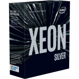 Das Bild zeigt eine Verpackungsbox für den Intel Xeon Silver 4216 Prozessor. Auf der Box sind der Produktname Xeon Silver, das Intel-Logo sowie einige Produktspezifikationen zu sehen, die auf die Leistungsmerkmale und Eigenschaften des Prozessors hinweisen. Der Zweck des Bildes ist es, das Design der Produktverpackung sowie Informationen über den Prozessor selbst zu präsentieren.