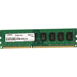 Das Bild zeigt einen DIMM 8 GB DDR3-1333 Arbeitsspeicher von Mushkin Essentials. Auf der grünen Leiterplatte sind acht Speicherchips befestigt, die gemeinsam eine Speicherkapazität von 8 GB bieten. Der Arbeitsspeicher ist für den Einsatz in Computern vorgesehen, um deren Rechenleistung durch Erweiterung des temporären Speichers zu optimieren.